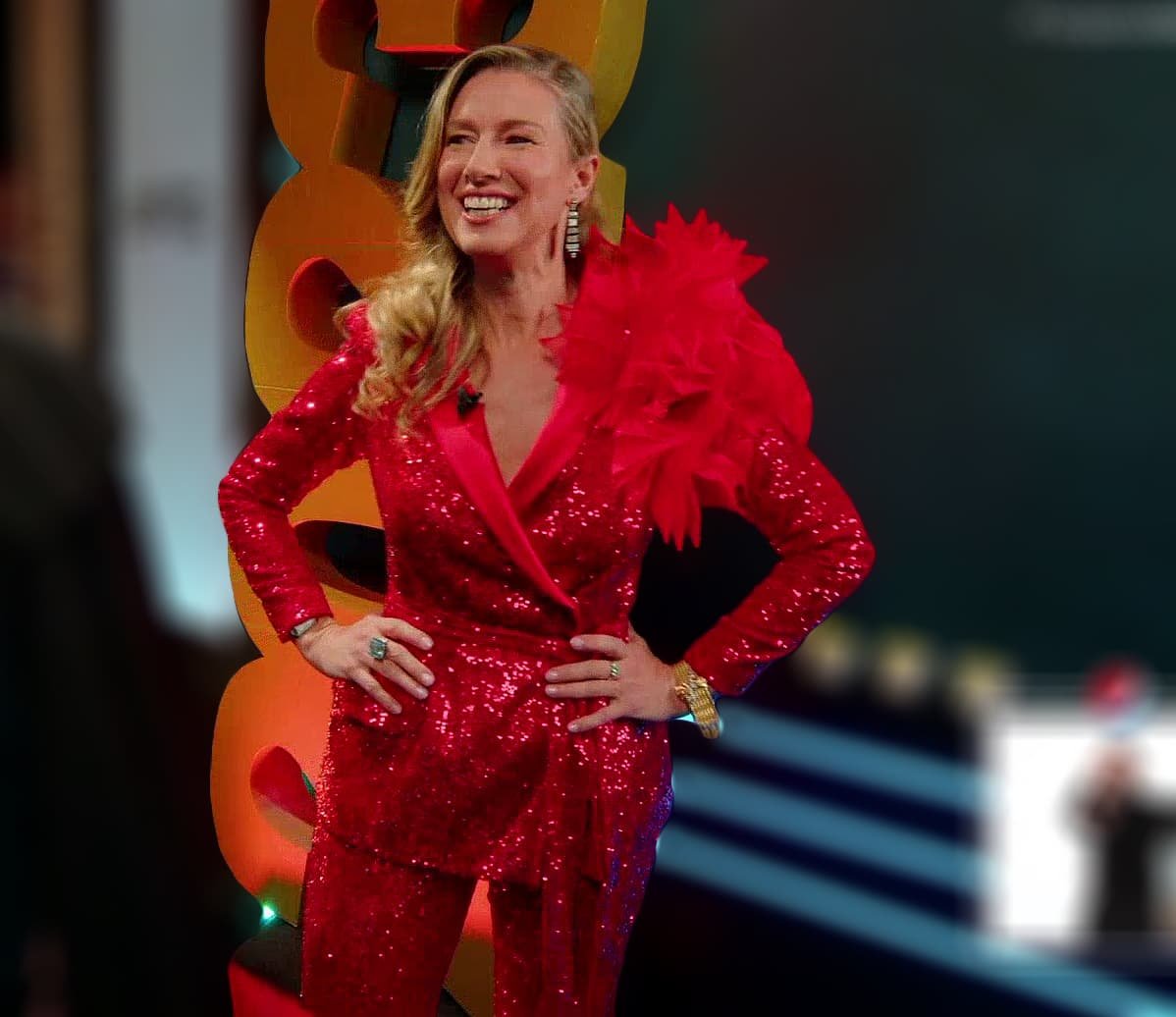 Así ha sido el impresionante look de Anne Igartiburu en las Campanadas 2022-2023