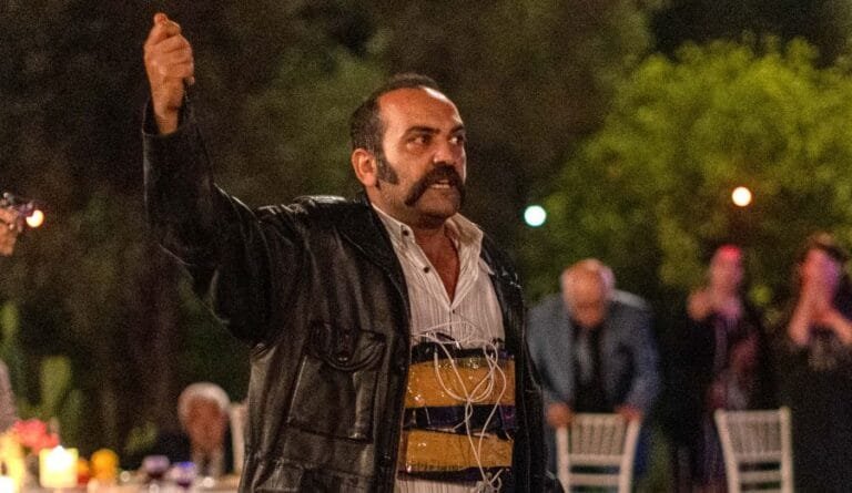 Avance del capítulo final de ‘Tierra Amarga’: Vahap irrumpe en la boda con una bomba