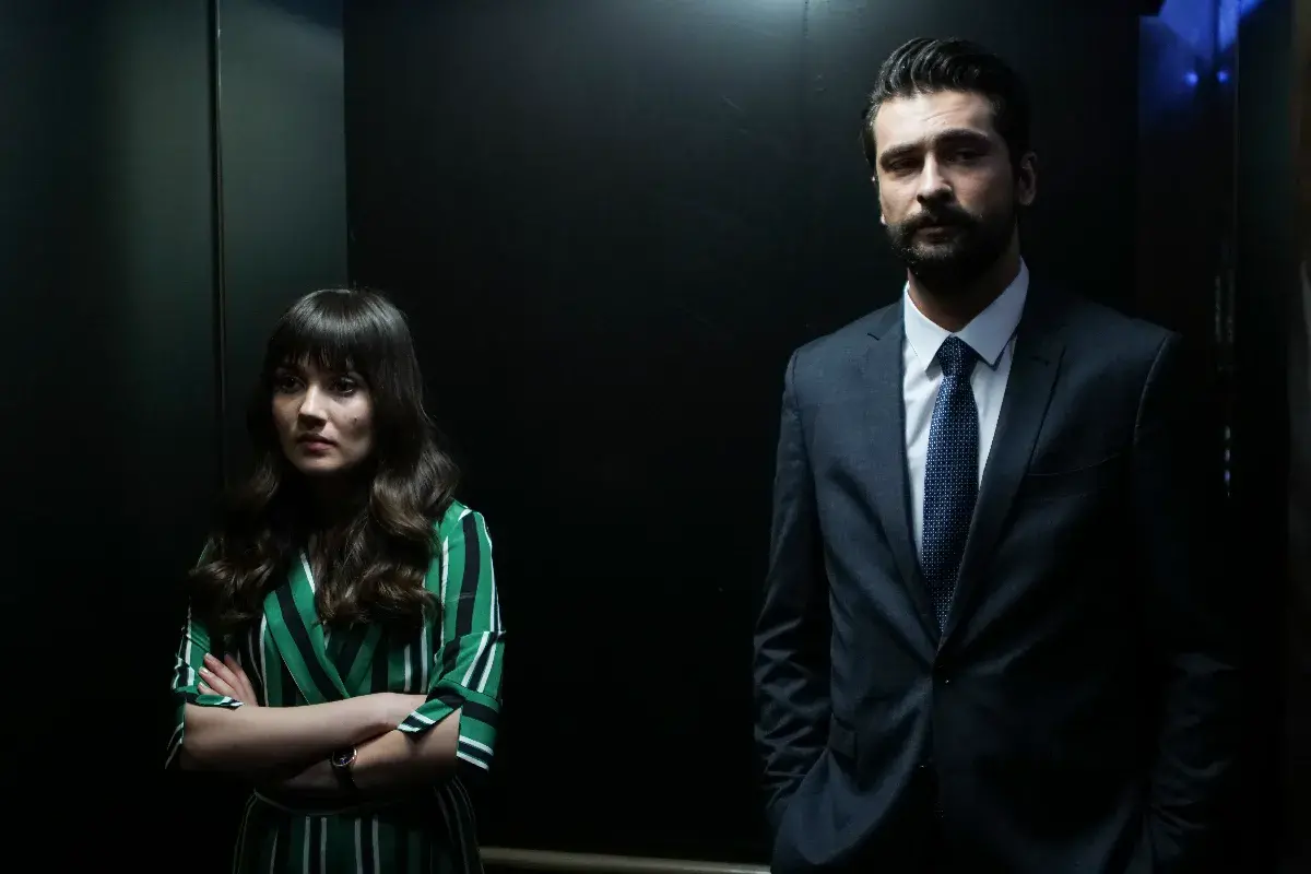 avance-pecado-original-20-24-marzo_4 Avance 'Pecado Original': Zeynep decide irse a Estados Unidos con Cem, huyendo de Alihan