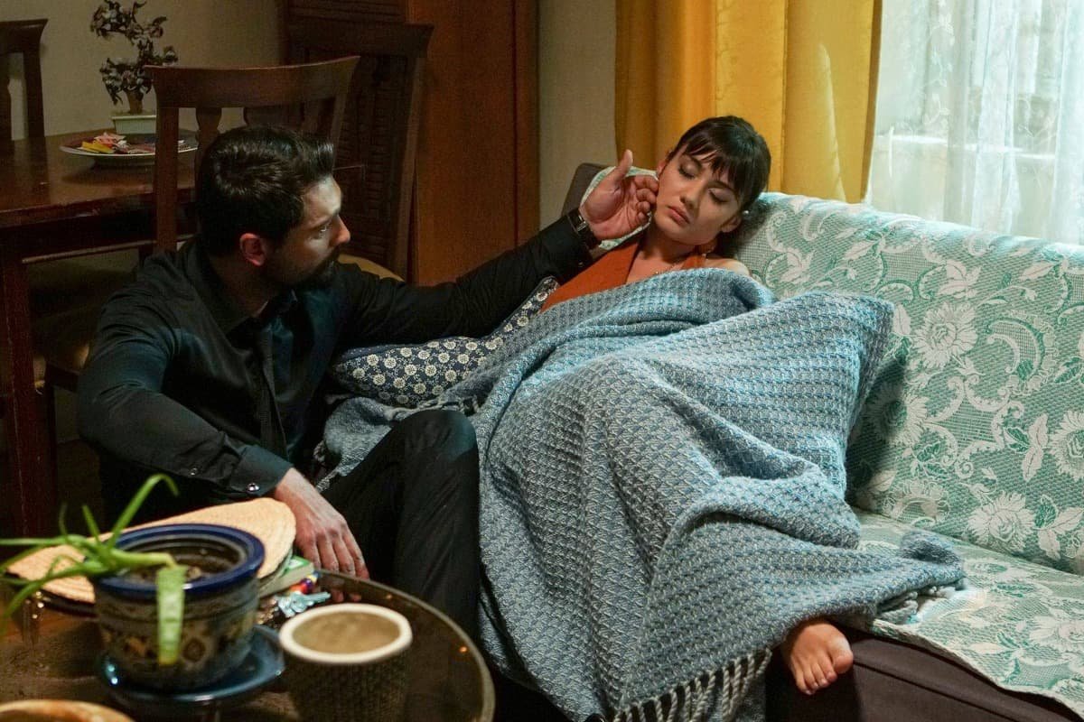 avance-pecado-original-27-31-marzo_21 Avance semanal en fotos de 'Pecado Original' del 27 al 31 de marzo: Alihan intenta recuperar a Zeynep mientras Ender y Yildiz ante Defne, su nueva enemiga