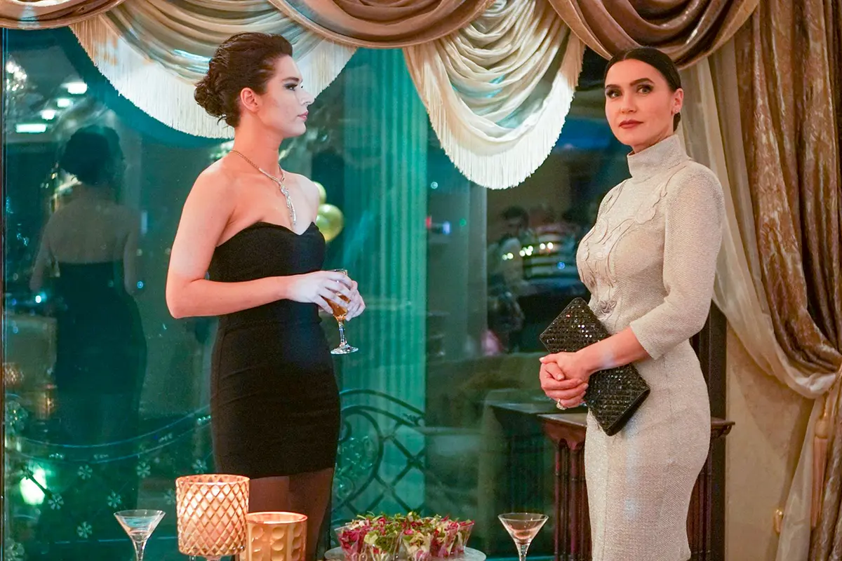 avance-semanal-pecado-original-6-marzo_6 Avance semanal de 'Pecado Original' del 6 al 10 de marzo: Alihan y Zeynep pasan su primera noche juntos mientras Halit y Yildiz se casan