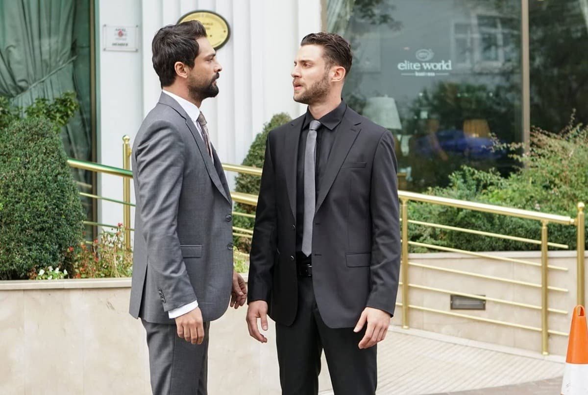 avance-pecado-original-10-14-abril_13 Avance semanal en fotos de ‘Pecado Original’ del 10 al 14 de abril: Zeynep y Alihan, pillados besándose mientras Ender manipula a Zehra para separar a Halit y Yildiz