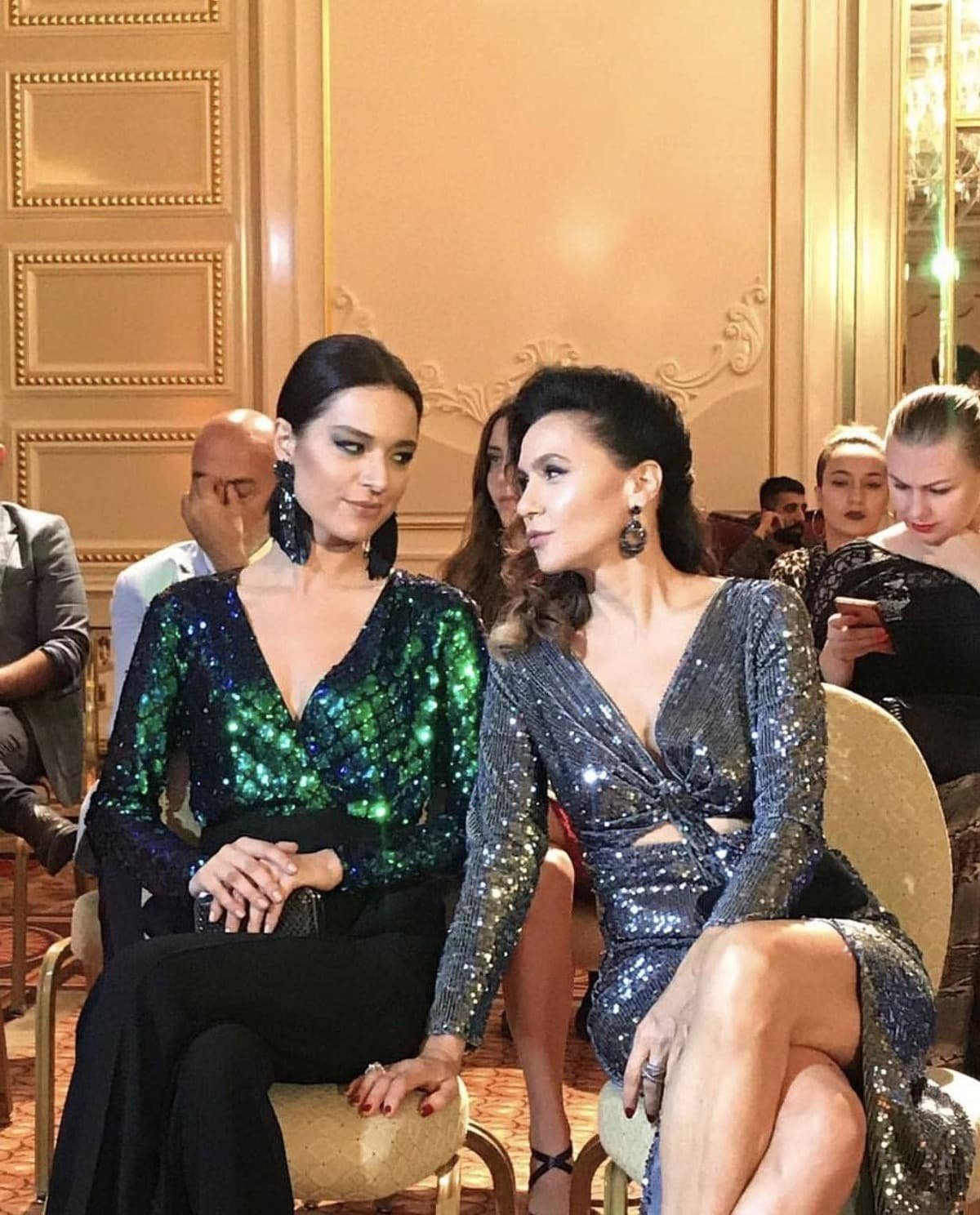 avance-pecado-original-10-14-abril_14 Avance semanal en fotos de ‘Pecado Original’ del 10 al 14 de abril: Zeynep y Alihan, pillados besándose mientras Ender manipula a Zehra para separar a Halit y Yildiz