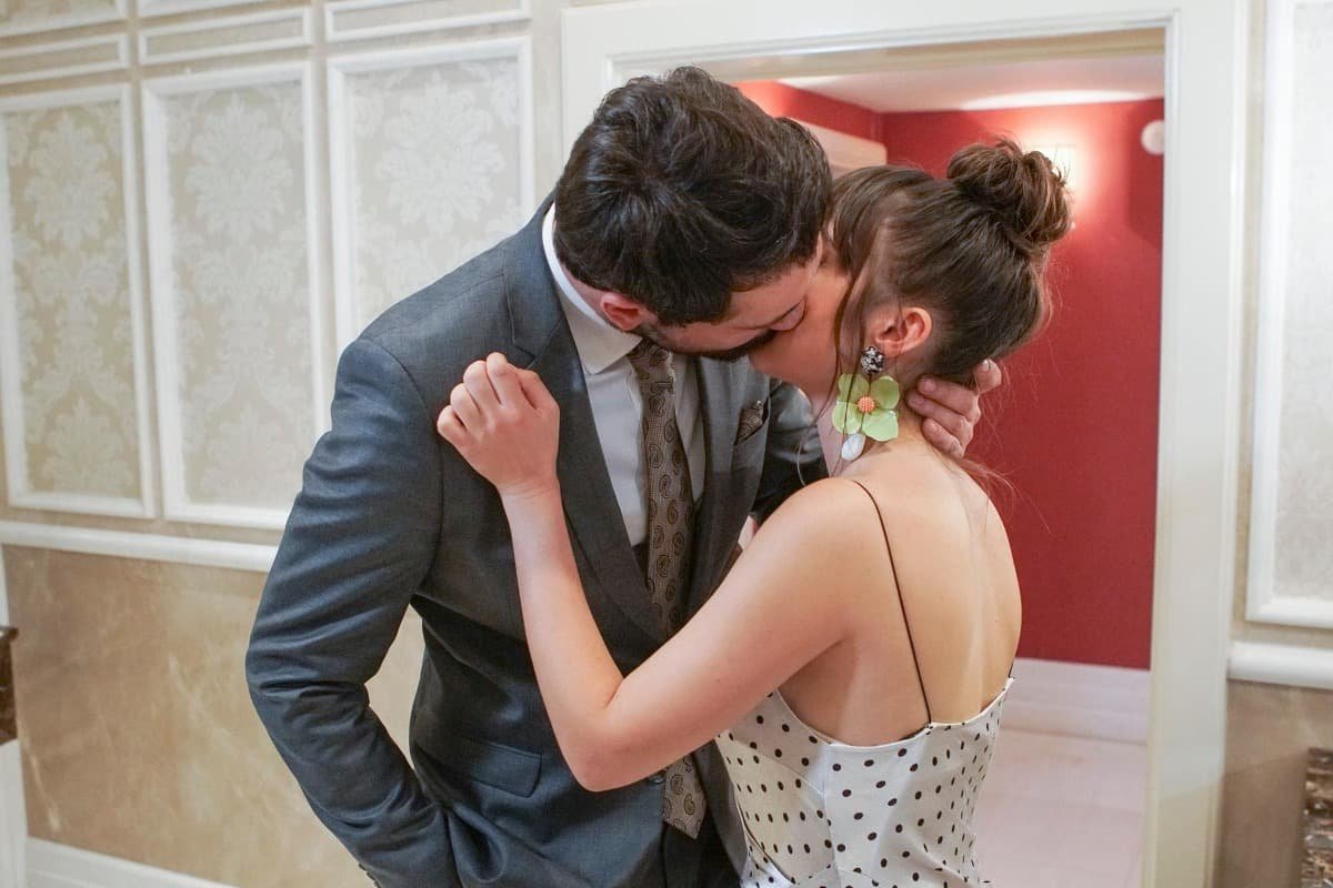 avance-pecado-original-10-14-abril_19 Avance semanal en fotos de ‘Pecado Original’ del 10 al 14 de abril: Zeynep y Alihan, pillados besándose mientras Ender manipula a Zehra para separar a Halit y Yildiz