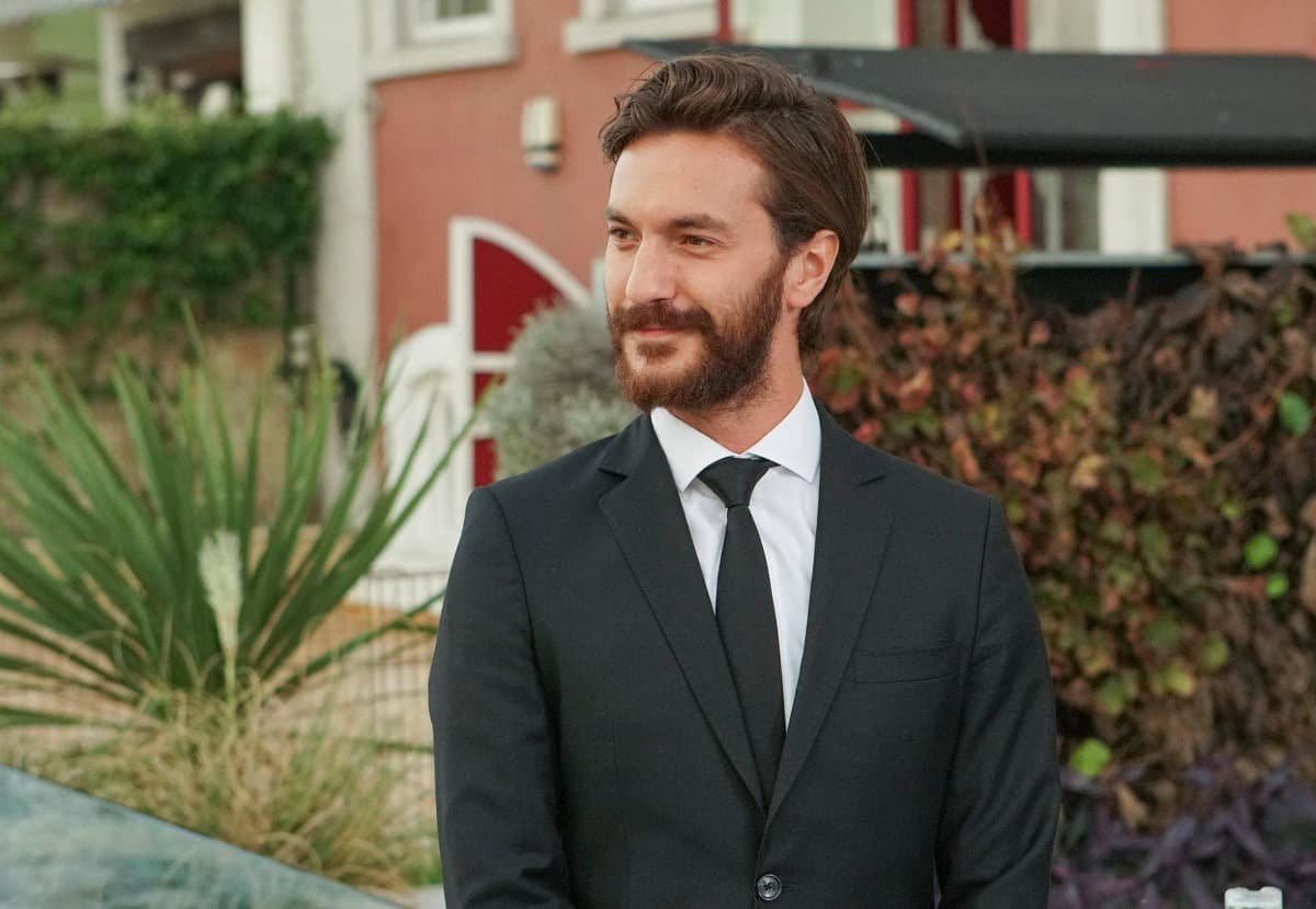 avance-pecado-original-10-14-abril_24 Avance semanal en fotos de ‘Pecado Original’ del 10 al 14 de abril: Zeynep y Alihan, pillados besándose mientras Ender manipula a Zehra para separar a Halit y Yildiz