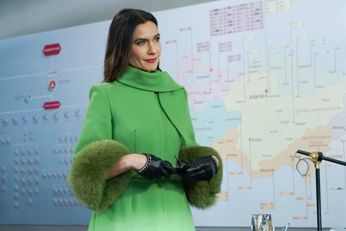 avance-pecado-original-24-28-abril_12 Avance semanal de ‘Pecado Original’ del 24 al 28 de abril: El falso embarazo de Yildiz mientras Alihan será secuestrado y un impactante secreto saldrá a la luz