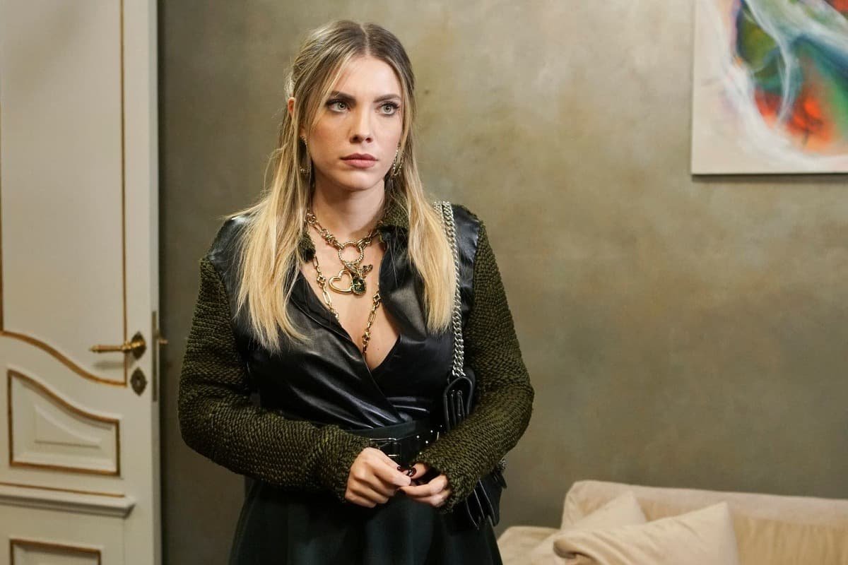 avance-pecado-original-22-26-mayo_21 Avance semanal en fotos de ‘Pecado Original’ del 22 al 28 de mayo: Alihan, arrepentido de haber dejado a Zeynep y ella prepara un plan