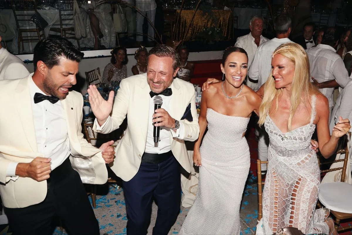 MIGUEL-TORRES-JUAN-PENA-PAULA-ECHEVARRIA-ESTHER-CANADAS-GALA-STARLITE-2023-PEPINOMARINO-1 Las fotos no vistas del afterparty de la Gala Starlite 2023