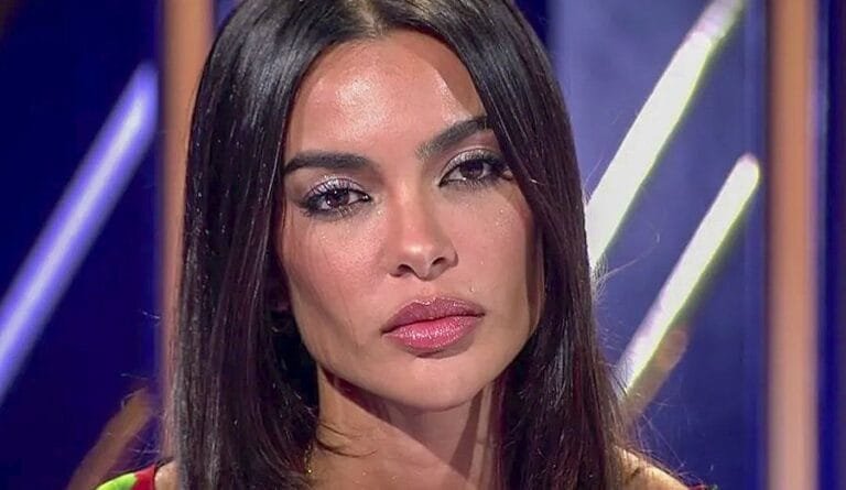 Joana Sanz se pronuncia sobre su matrimonio con Dani Alves: «No me voy a divorciar, es mi familia»