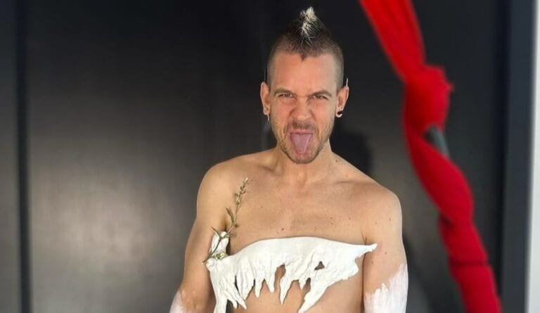 Dabiz Muñoz sorprende con el vestido de Cristina Pedroche en las Campanadas 2022: De body painting a «cremita del culete» de su hija