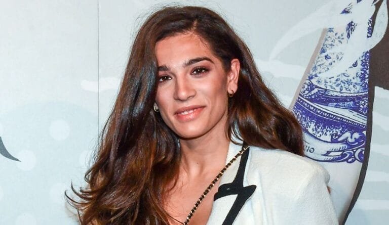 Alma Cortés, hija de Raquel Bollo, embarazada de su segundo hijo a los 24 años