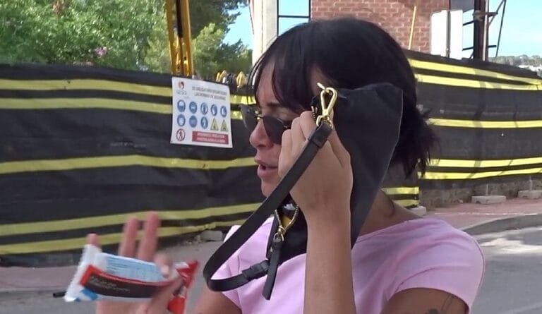 Aitana, sorprendida en Ibiza por la prensa tras los rumores de relación con Biel Juste: «No me lo puedo creer»