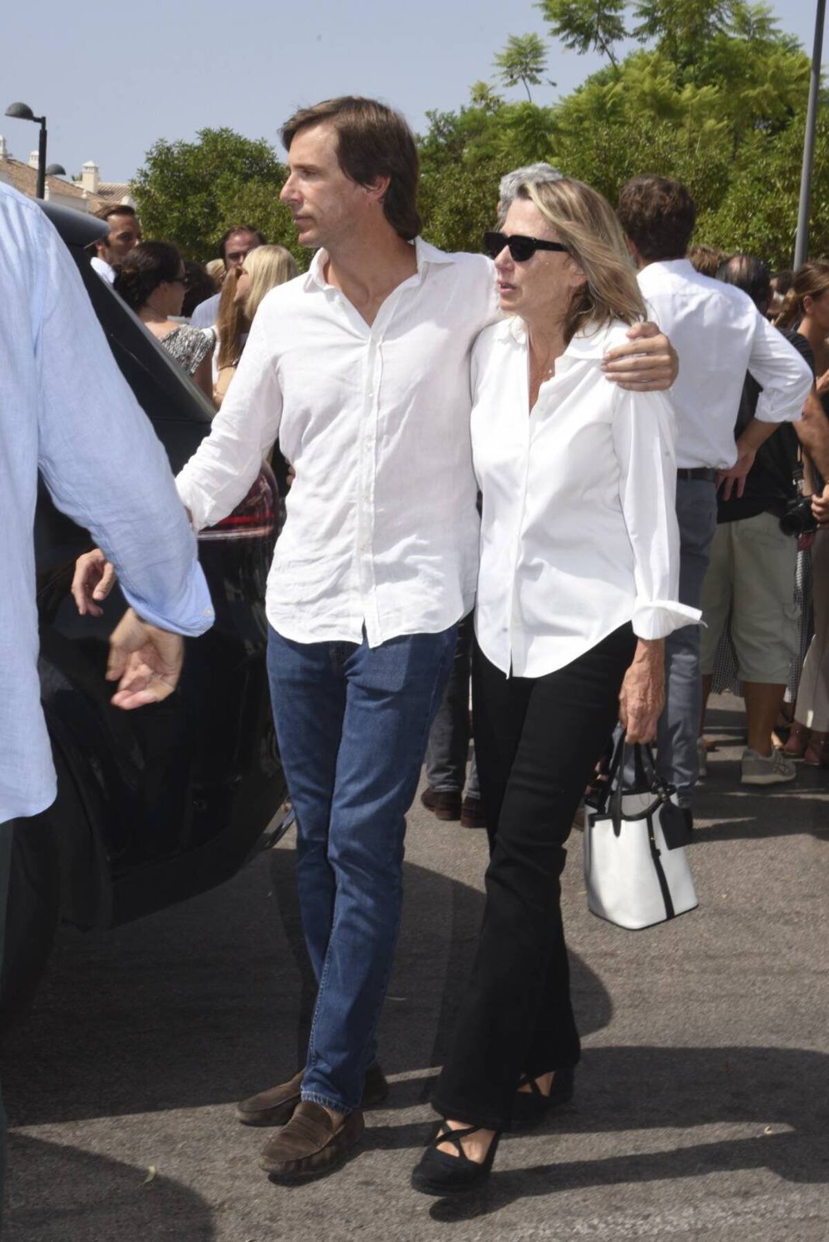Las imagenes de la misa funeral de Caritina Goyanes en Marbella