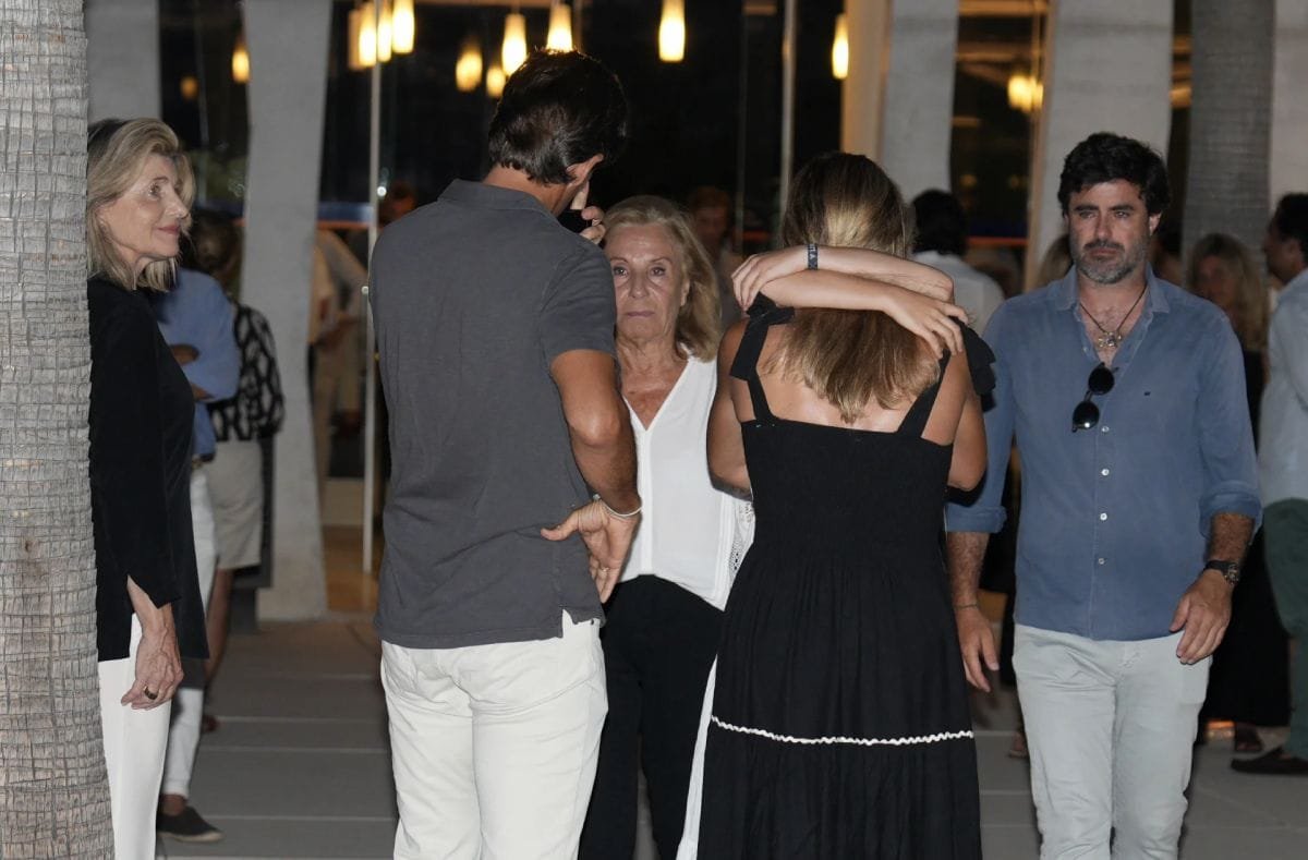 tanatorio-caritina-goyanes_6 Familiares y amigos se despiden de Caritina Goyanes en el tanatorio tras su inesperado fallecimiento