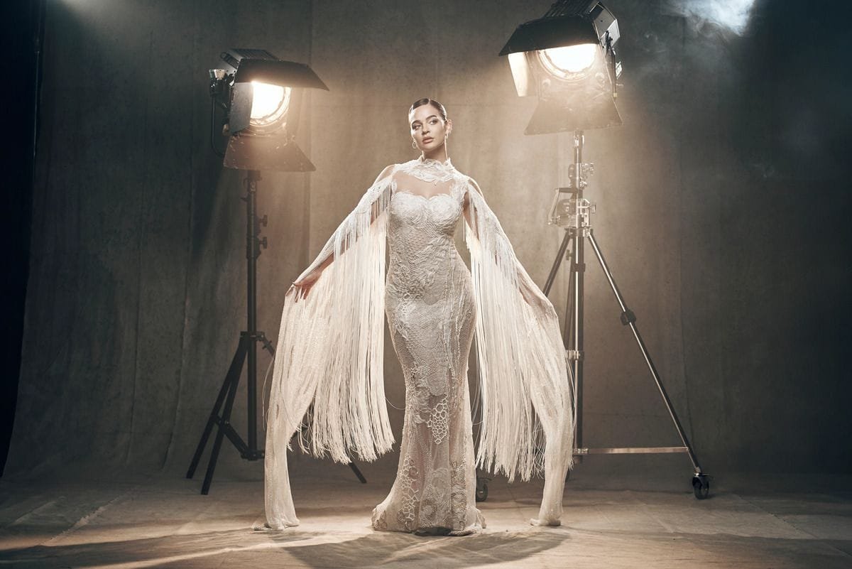 laura-escanes-campanadas-2025_tv3_2 Así ha sido el elegante look de Laura Escanes para dar las Campanadas 2023-2024 en TV3