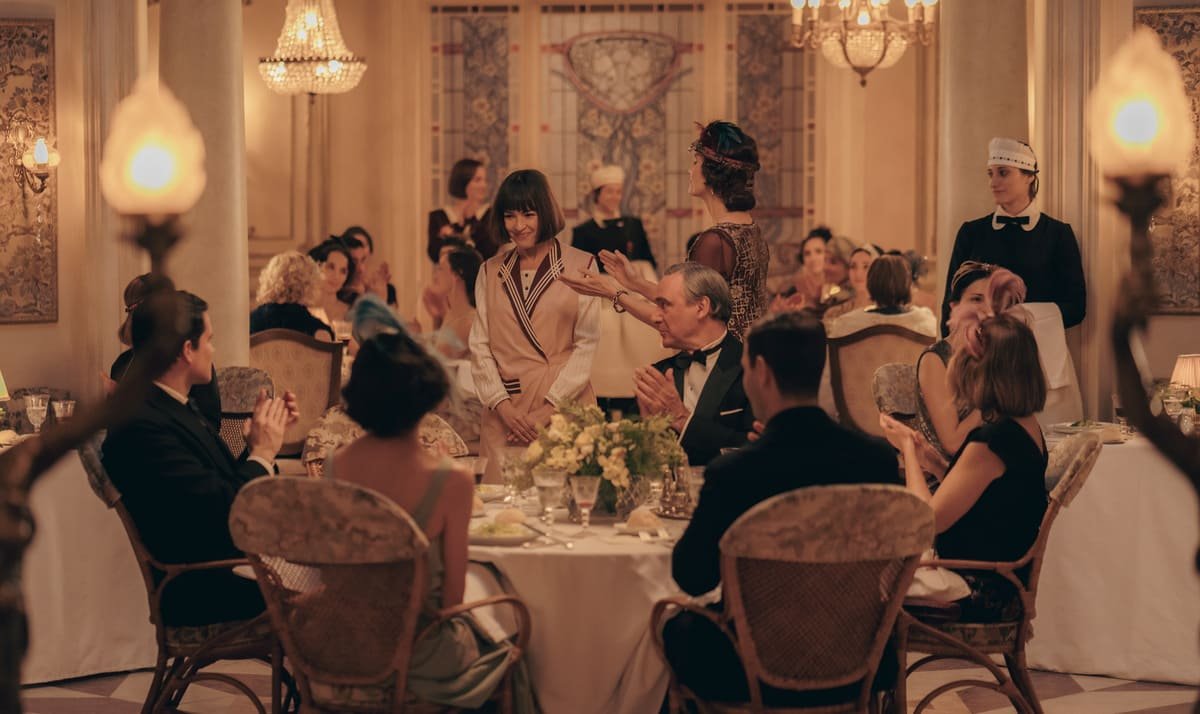 Avance del capítulo 2 de 'La Favorita 1922': Elena y Julio comienzan a trabajar juntos y preparan una gran fiesta