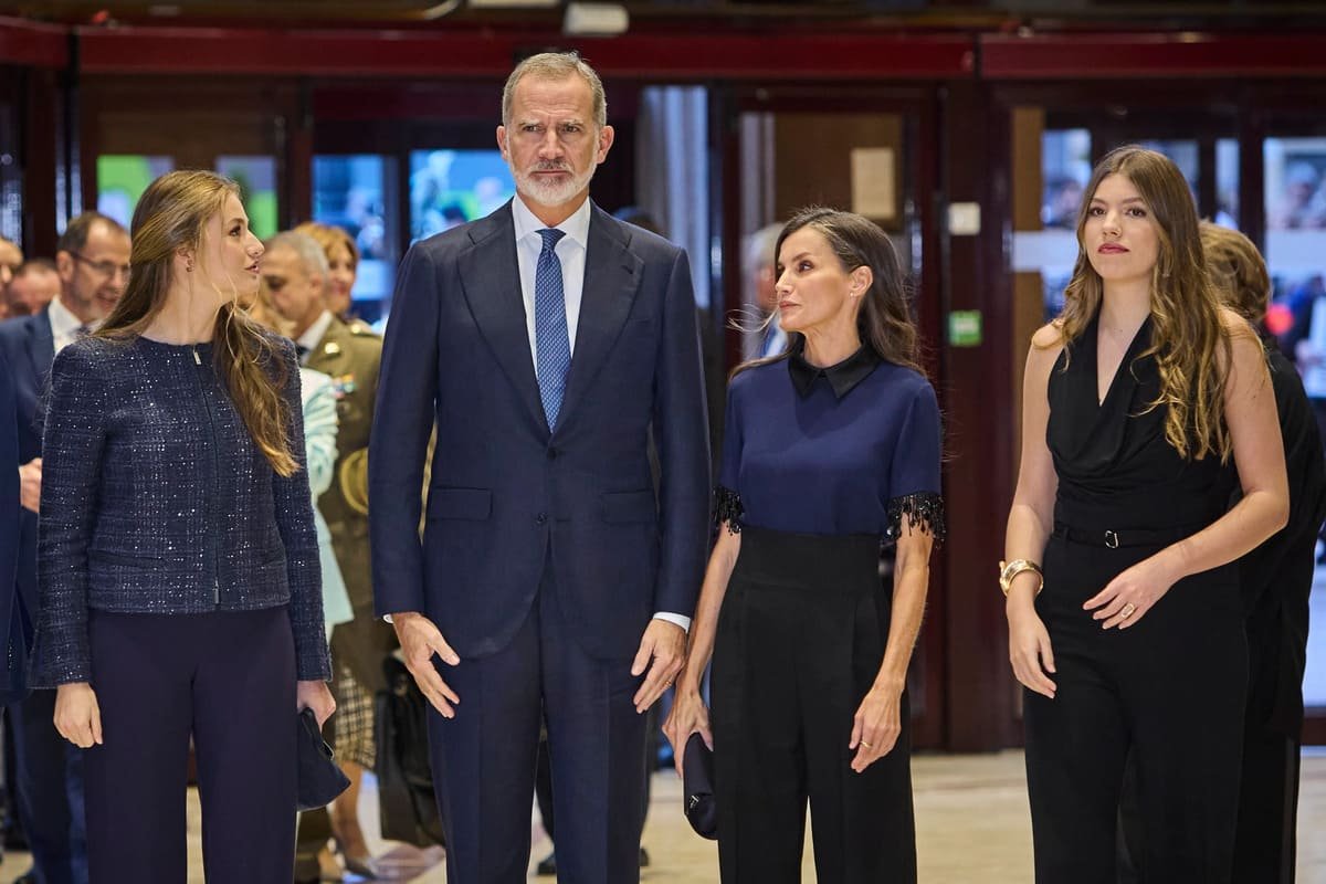 concierto-premios-princesa-2026-8 Las mejores fotos de los Reyes, Leonor y Sofía en el concierto de los Premios Princesa de Asturias