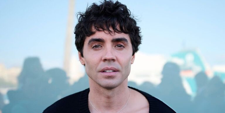 Javier Ambrossi tiene una nueva ilusión, tras romper con Javier Calvo