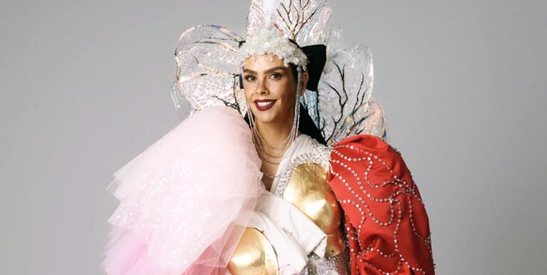 Cristina Pedroche convierte las Campanadas en una mascletá de moda: el vestido más radical de su trayectoria